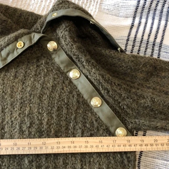 Derek Lam 10 Crosby Astra Embellished Turtleneck Sweater Sz M Olive Green Alpaca - Picture 6 of 7